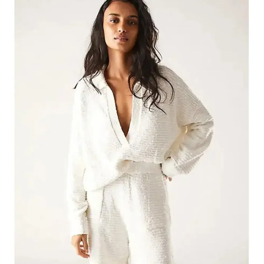 Free People FP Beach Carter Sweater sz Medium Ivory White Coastal Collar Plunge